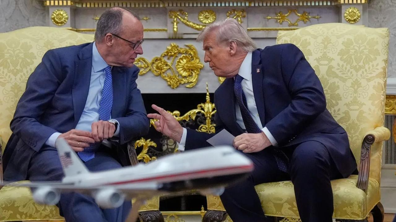 【特朗普考虑减少驻德美军】4月29日，特朗普表示，他正在考虑减少驻德美军人数的可