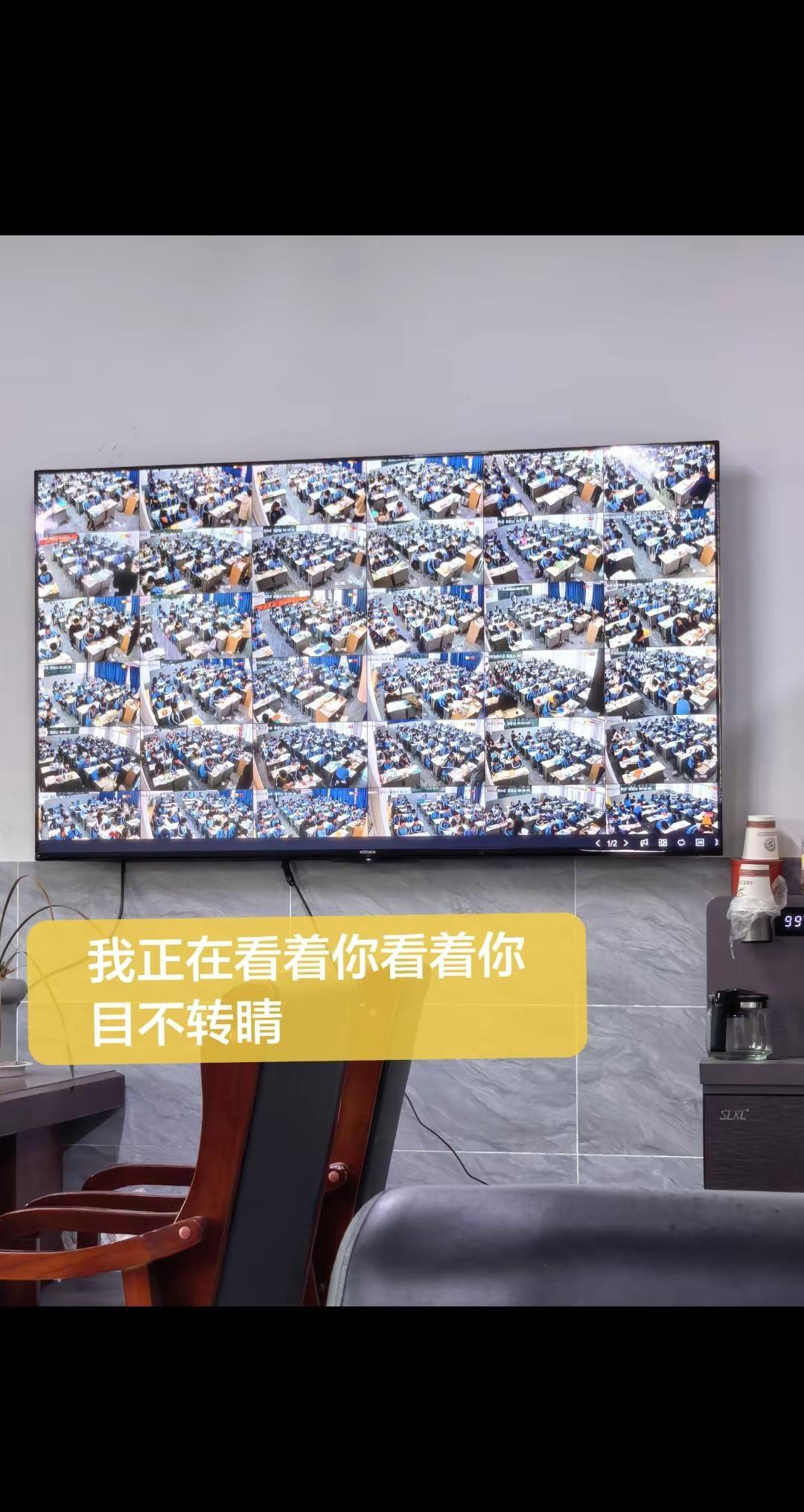 就这样静静的看着