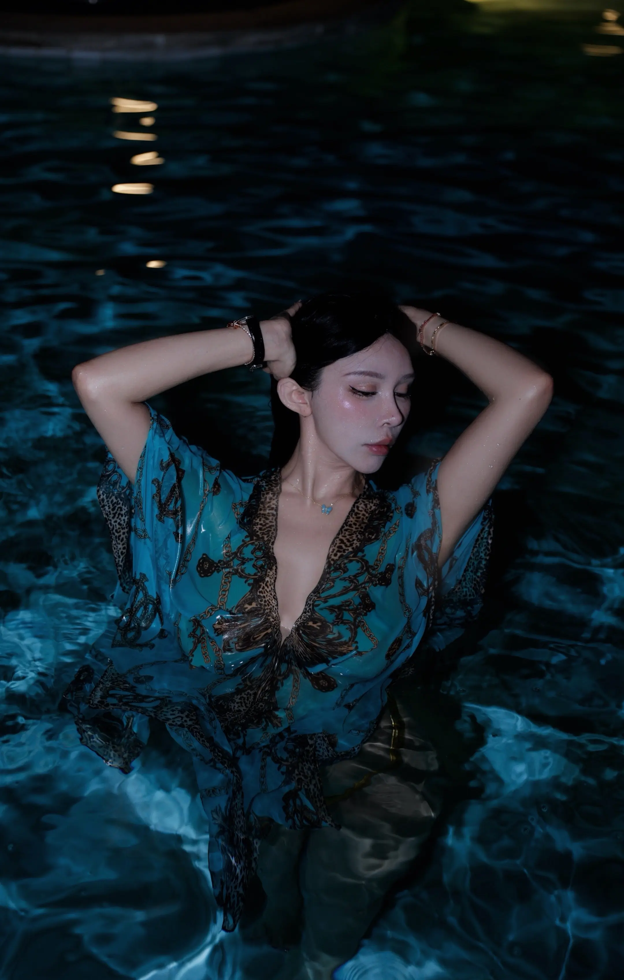 慕强女的结局是成为强者本身