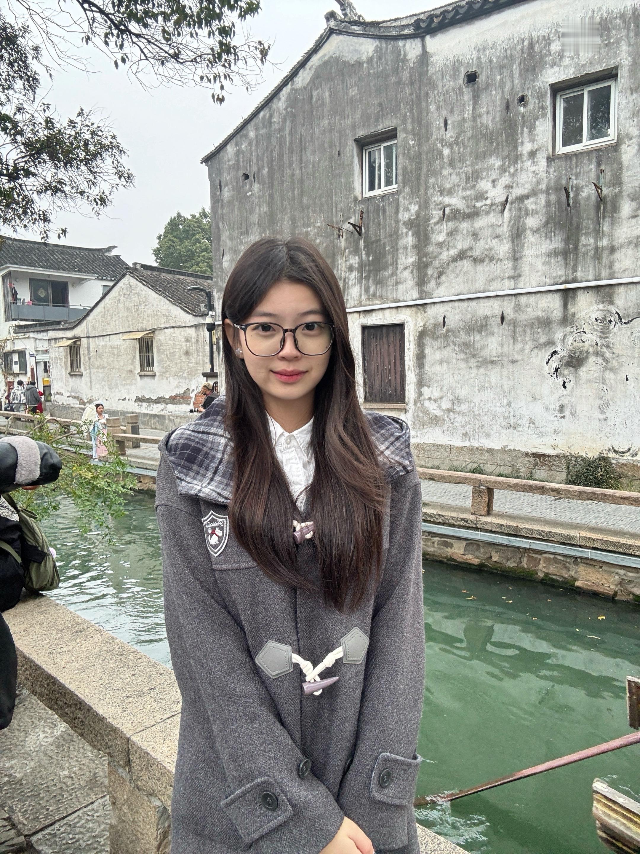 女儿心总如水 起伏而迂回