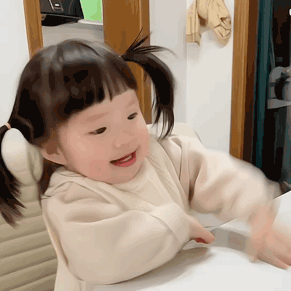 表情包界的奇葩盛宴！沙雕与可爱并存，搞笑无极限 更新不易，拿图点赞[心]更多表情