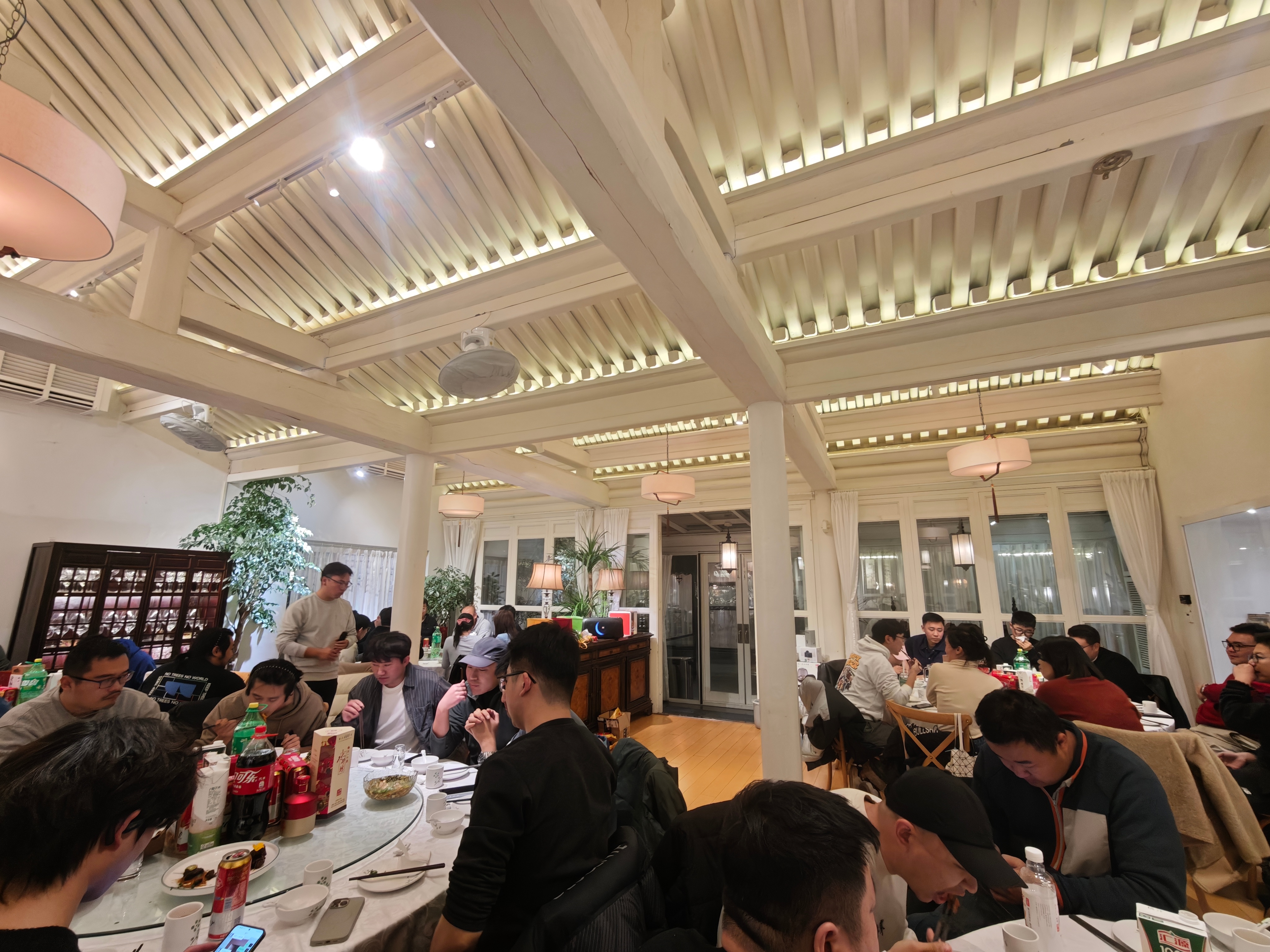 今晚我们团队年会现在长视频团队已经50多人了喜提Switch新的一年，努力做牛逼