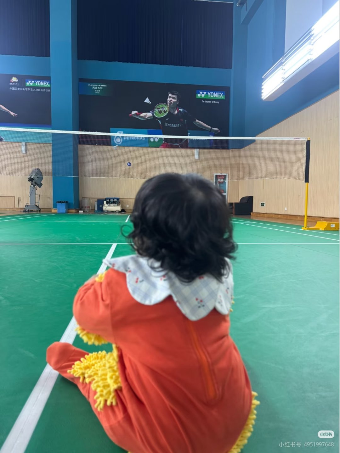 yomi的羽毛球初体验（拖地版🏸）