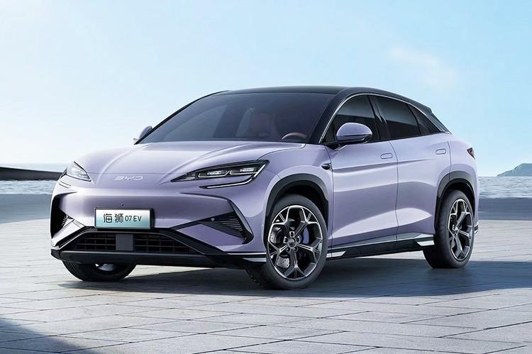 近日，源自比亚迪e平台3.0 Evo架构的全新中型智电都市SUV——海狮07EV