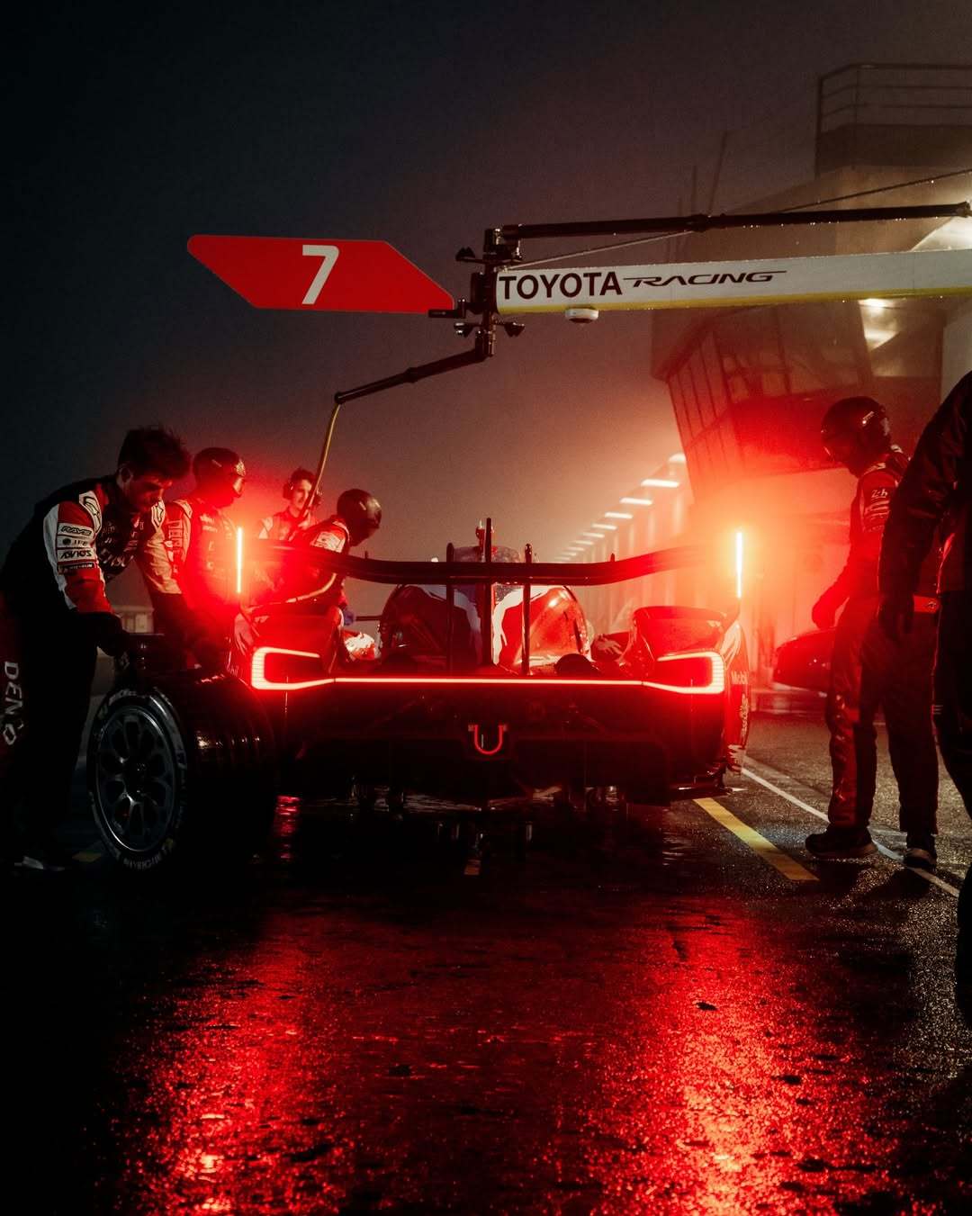 丰田TR010保罗里卡德测试，终于有了夜间辨识度勒芒24小时耐力赛