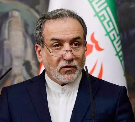 伊朗外长表示，美国应解除对伊朗的经济制裁，以继续执行基于伊朗和平利用核能计划达成