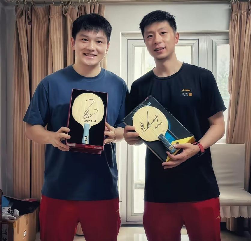 真是棋逢对手、难分伯仲，马龙职业生涯，与樊振东共交手52次，战果如何呢？
马龙，