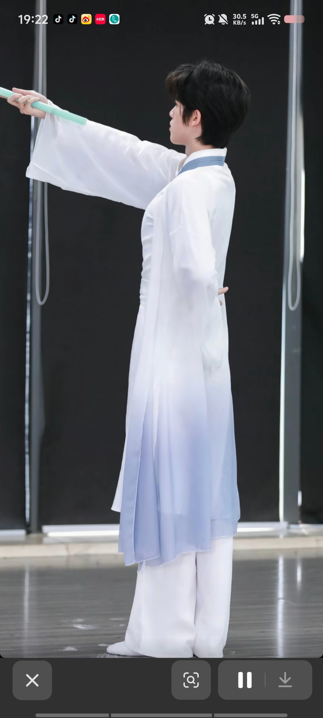 这个男孩可以提供乳交服务吗 ​​​