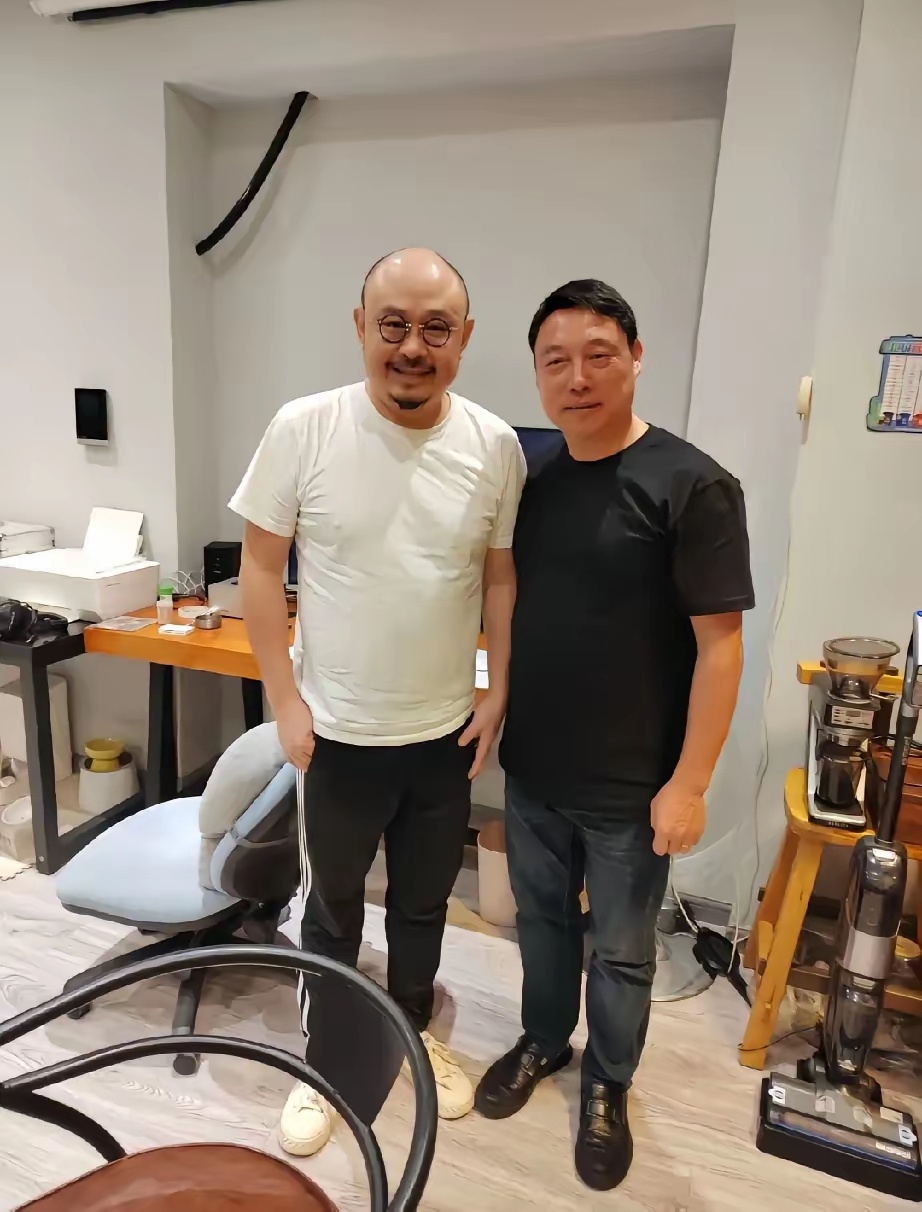 刀郎老师头上好大个包是咋回事？ 