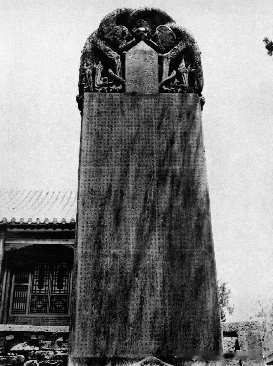 武则天仅存两件毛笔真迹！一笔尽显帝王霸气
 
很多人只知道武则天是中国唯一女皇帝