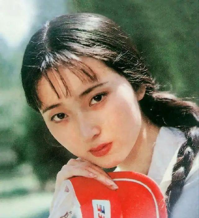 2007年，陈晓旭到了弥留之际，她让人联系前夫毕彦君，说自己想见毕彦君一面，可是