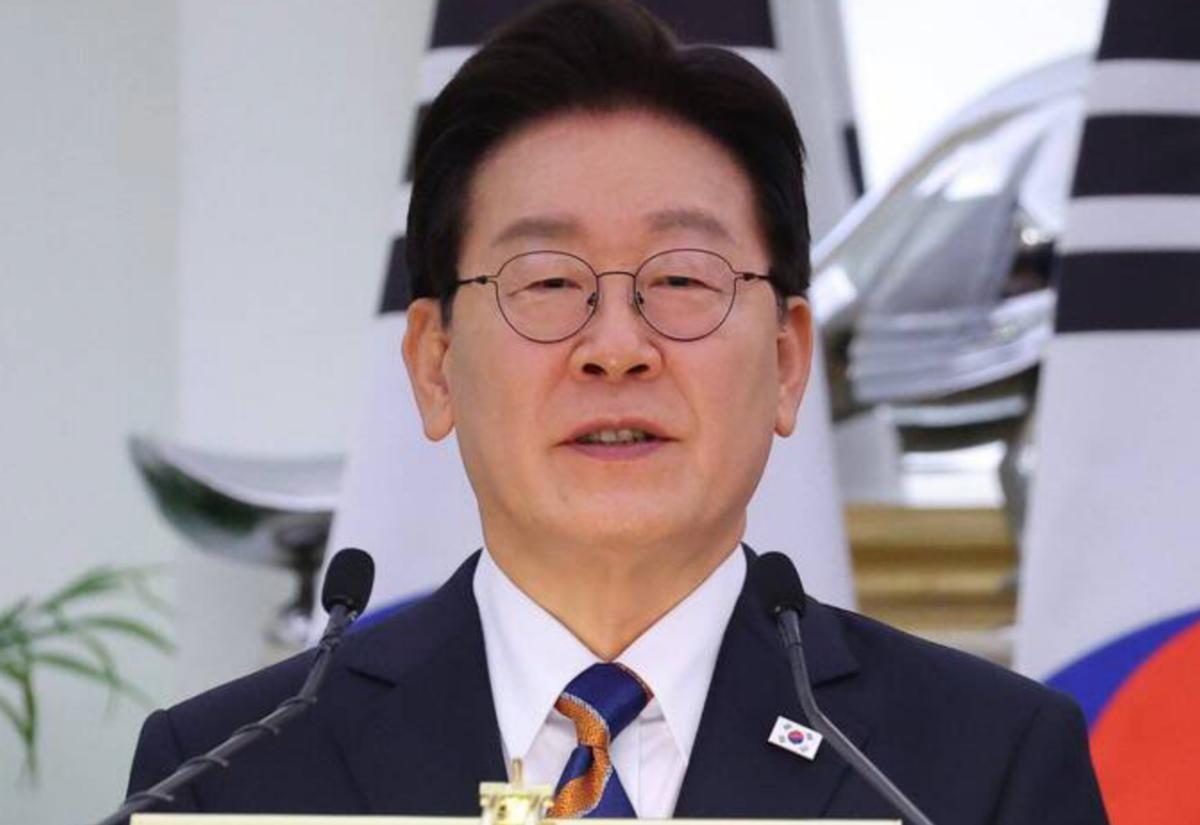 【李在明叫板特朗普？韩国不需要依赖外军】

李在明在4月28日主持国务会议时公开
