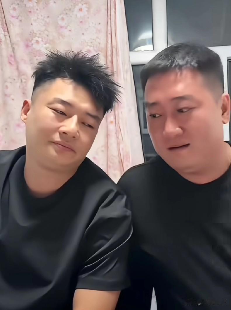 骡子表忠心，永远不会反二驴！

最感恩的两个人，第一不会坑我的二驴，第二给我生孩