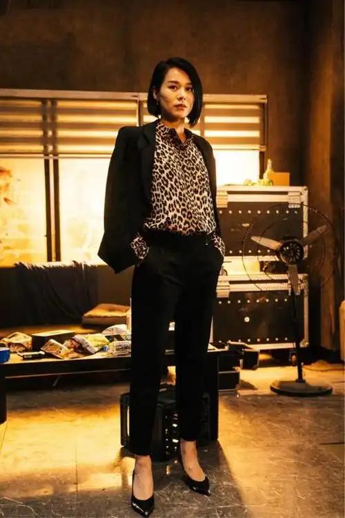 法医、女警、心理学家，为什么港剧里的职业女性总是特别有说服力？
 
她们的专业素