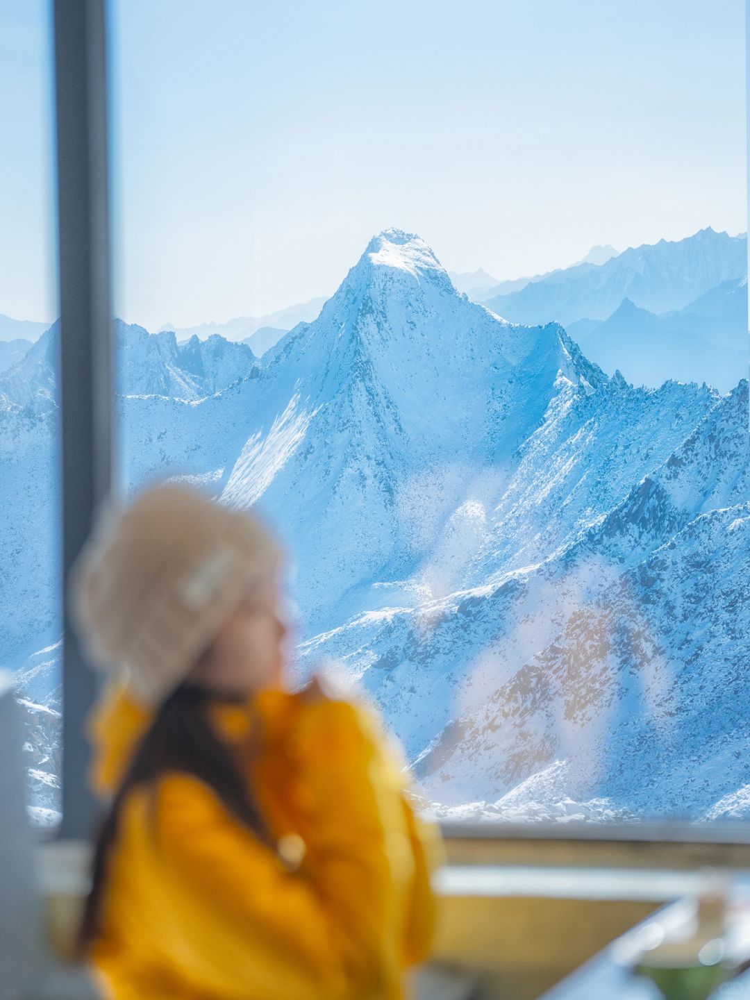 雪山上的咖啡厅🏔朋友圈以为我去了瑞士