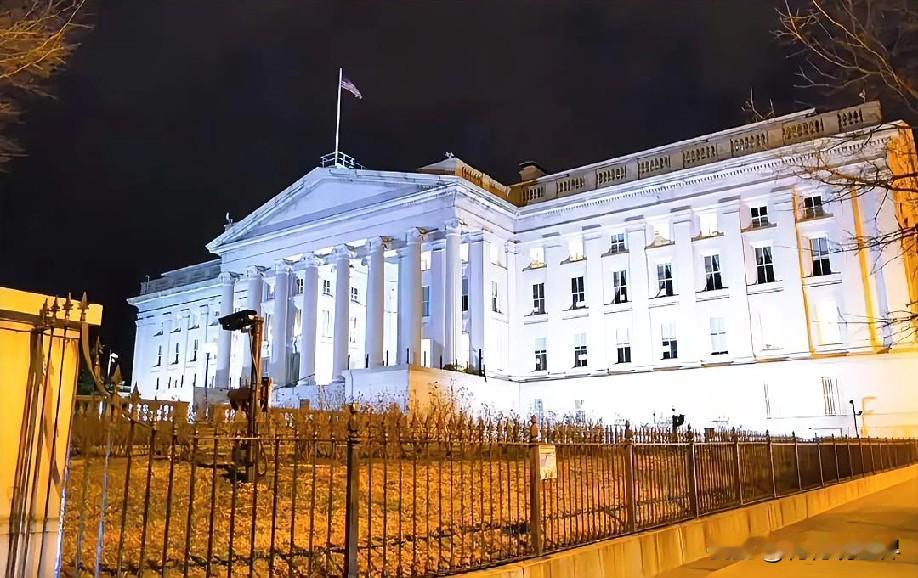 1月30日下午的最新消息，速报，全都不容错过，第六条：特朗普就税务记录泄露事件 