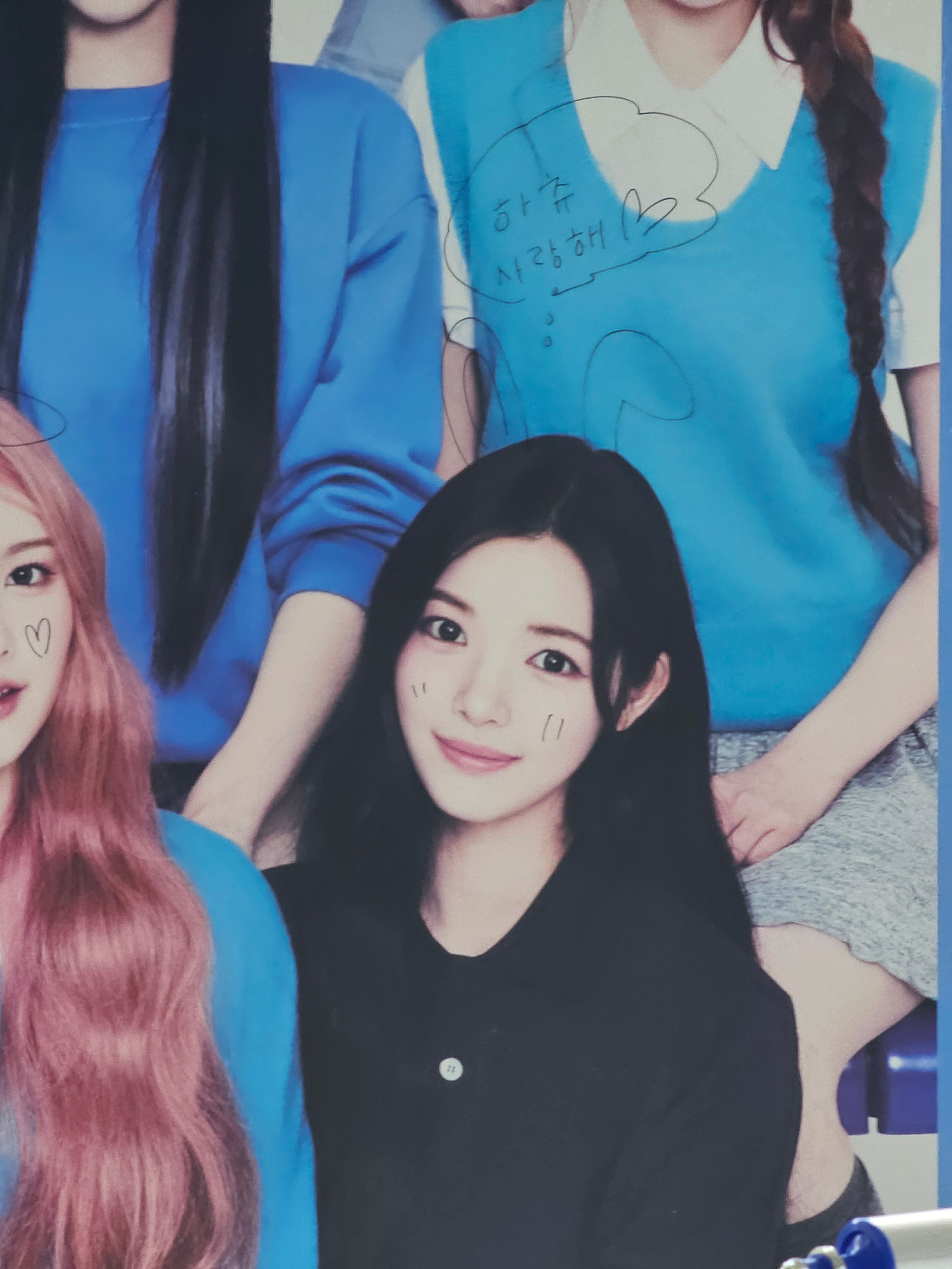 给自己画了兔耳朵₍ᐢ..ᐢ₎♡ 