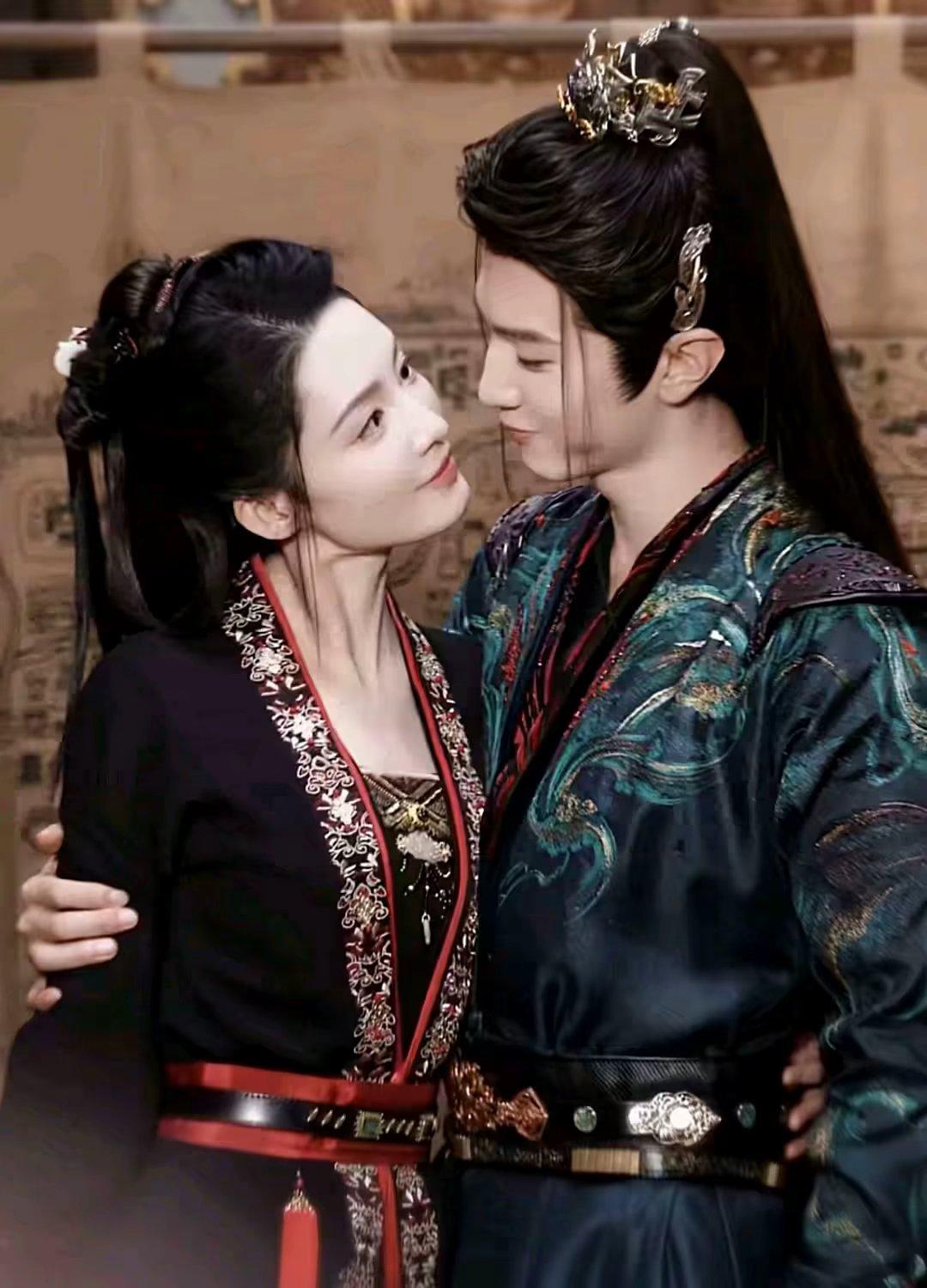 多亏了《逐玉》，才发现《一笑随歌》原来真的很好看！

其实在《一笑随歌》开播时，