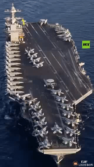 美国和马杜罗领导的委内瑞拉之间的局势似乎即将升级，卫星图像显示，两艘驱逐舰在距离