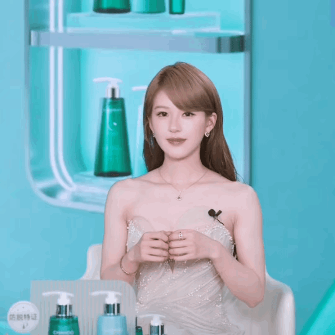 赵露思现在怎么搞数据都无所谓，投资方绝对不敢用一个精神状态不稳定的人，某种意义上