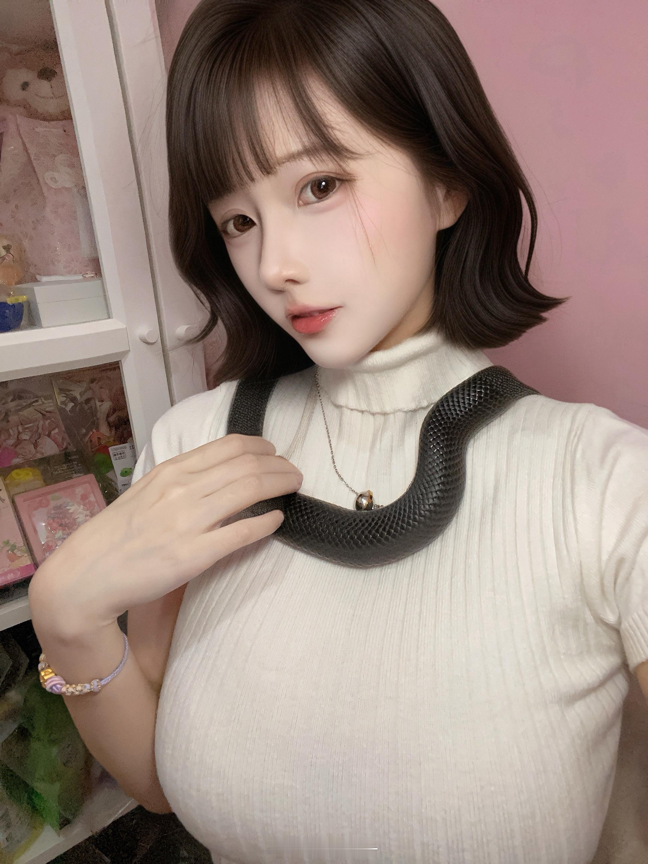 日常分享爬宠 挑几个不同种类里的几个的乖宝贝拍拍～有机会的话给他们全部都拍一遍～