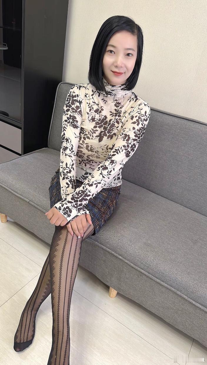 静姐的丝各种感觉熟韵之美 ​​​