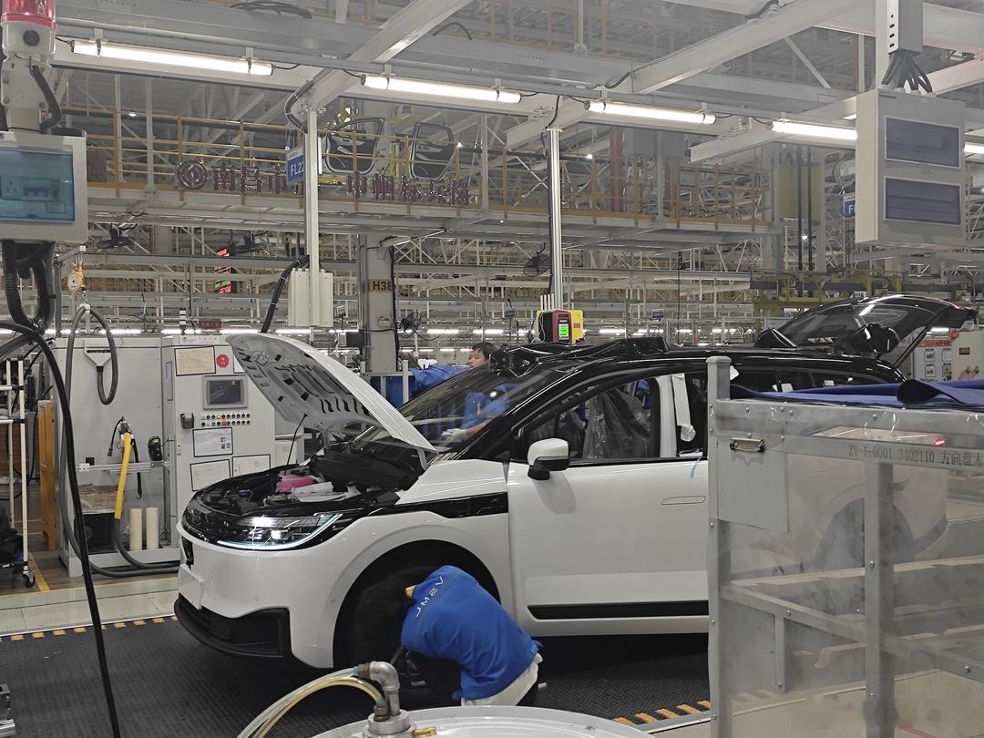 江西智造开启领先模式江西智造开启新篇章老板们都去江西了，看了一圈下来，江西制造确