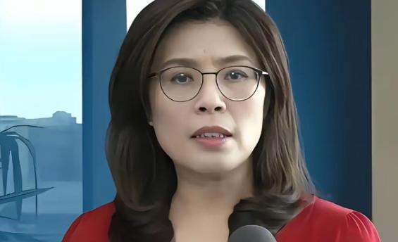 郑丽文这回麻烦大了！刚结束大陆之行回到台湾，这位国民党主席就已经被人盯上。

台