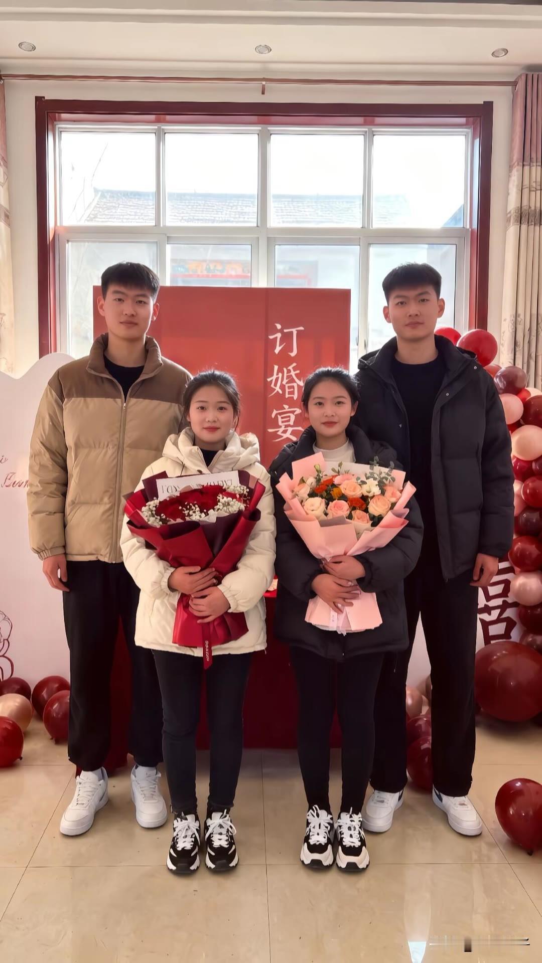 家人们谁懂啊，这简直是老天爷亲自牵红线的绝美爱情！2月5日，在湖南衡阳，两对双胞