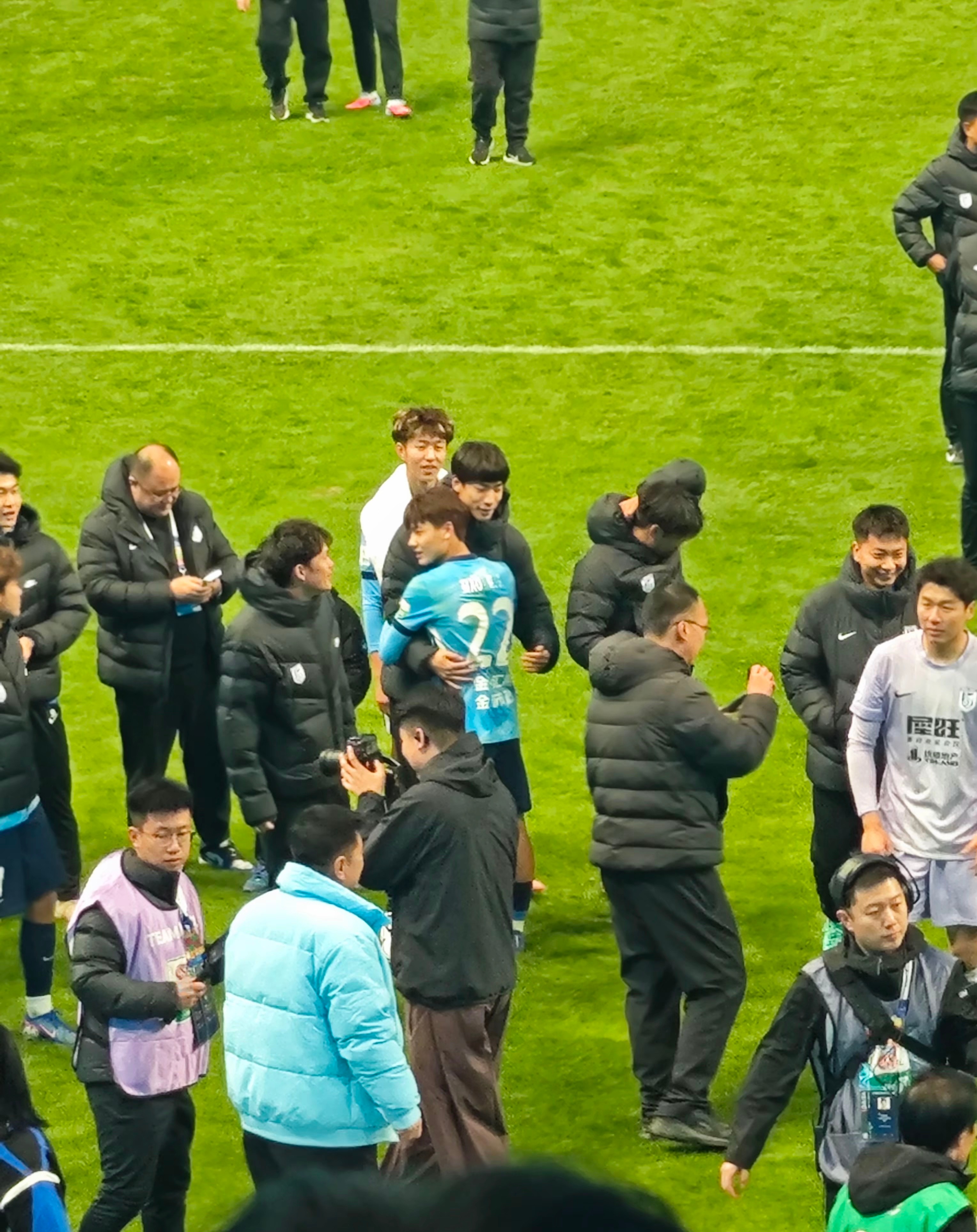 所有人，感受🐷🐱能量！（cr抖） 