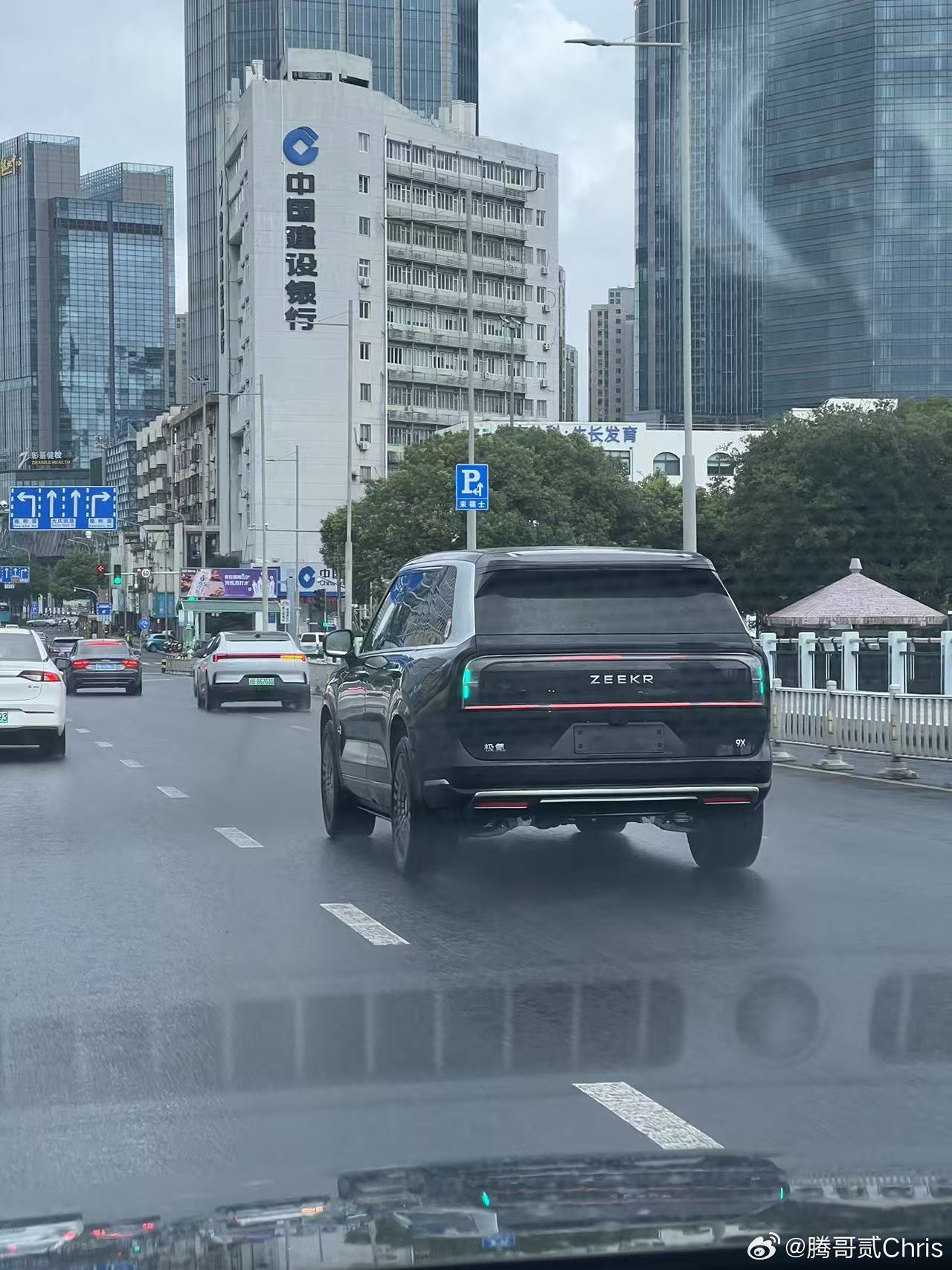 哦？活的极氪9X极氪9x汽车新能源汽车 ​​​