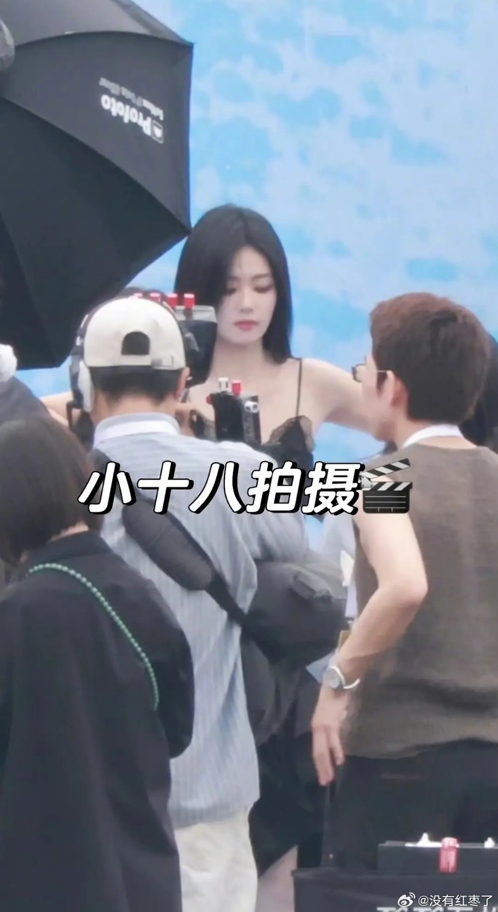 白鹿衣服是这件 ​​​
