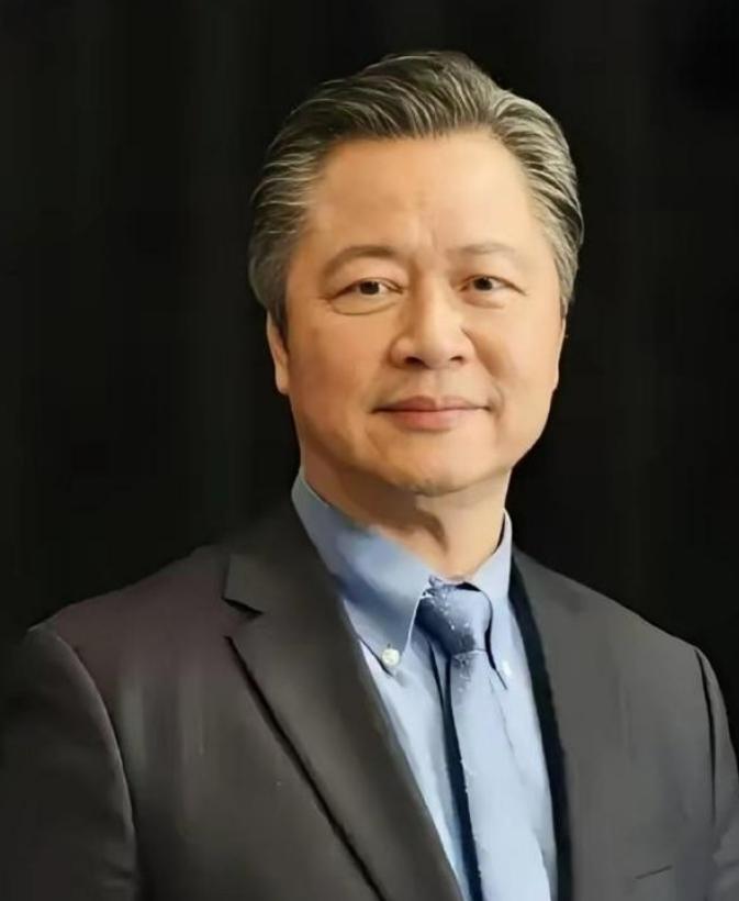 美国要动手了？这是来自台湾国际形势专家赖岳谦的警告，在他看来最早今年，中国就有可