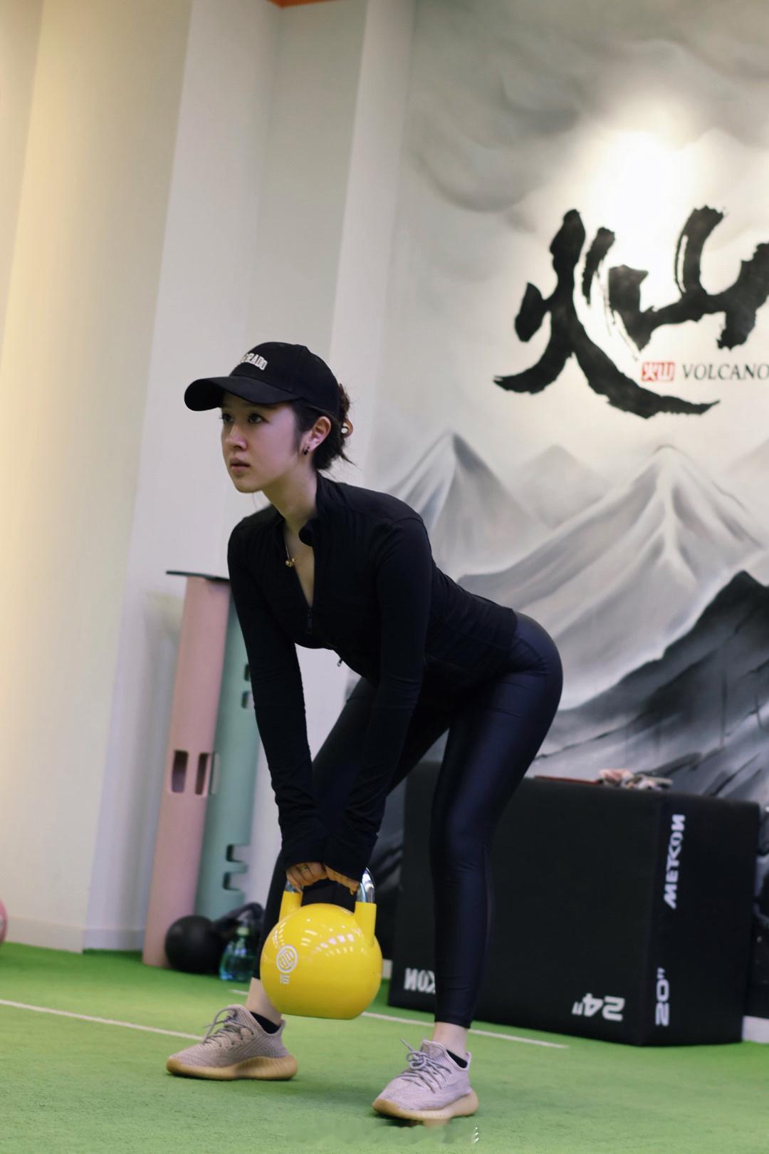 好险 差点就出汗了  