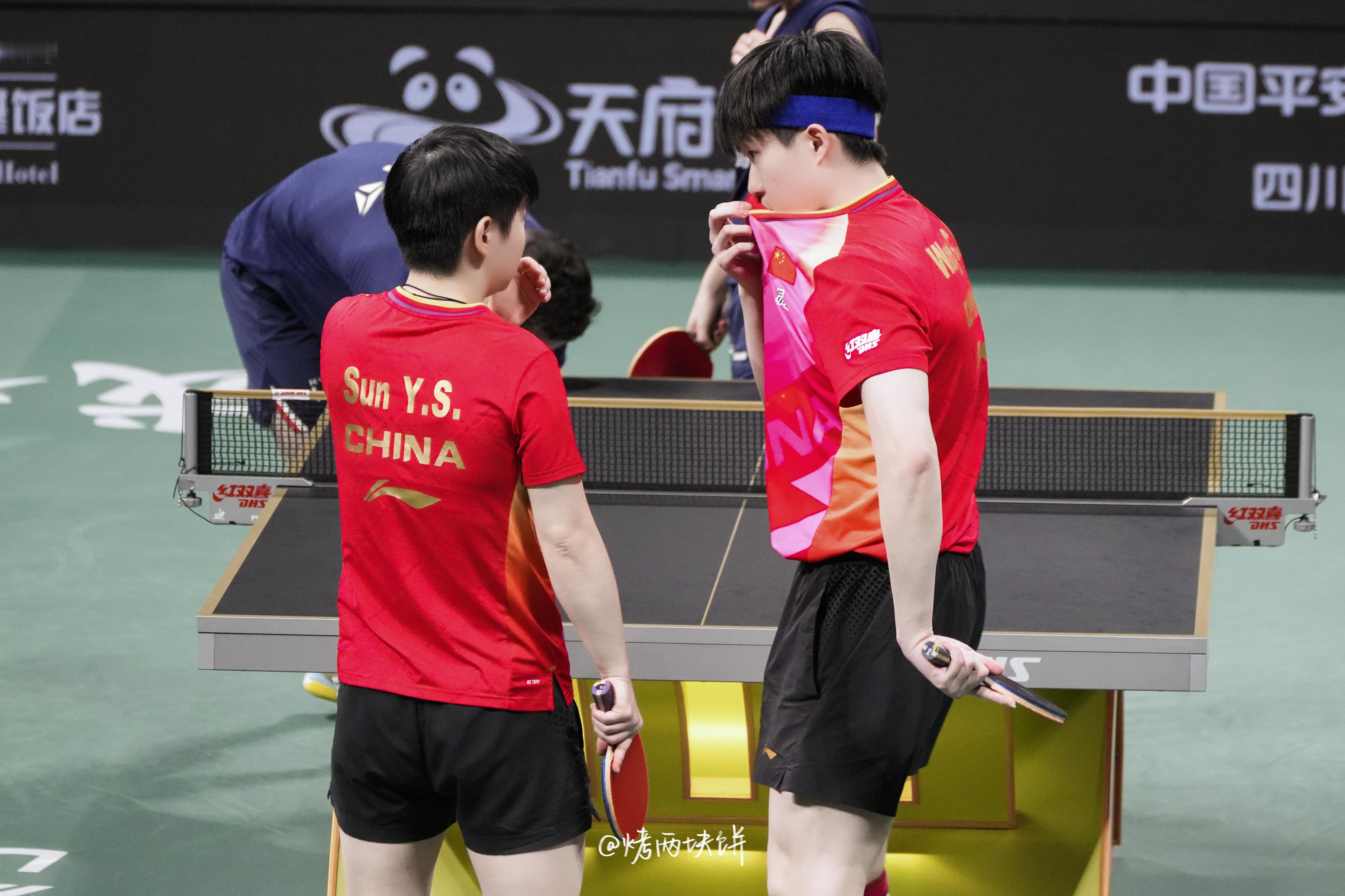 莎头混双又赢了  能不能让双世一上单打 