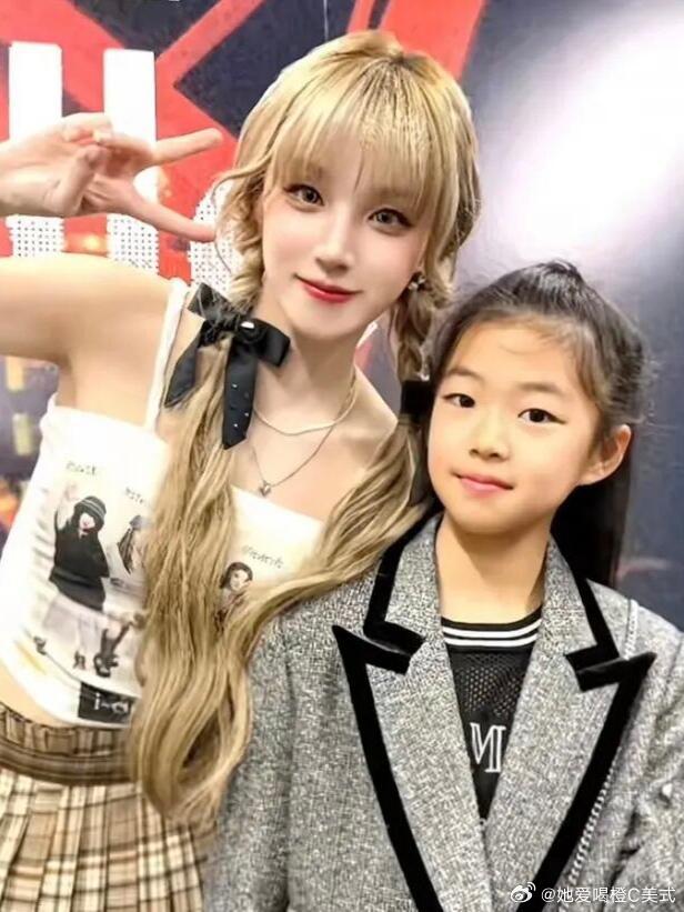 章子怡女儿醒醒：贴心小棉袄的成长点滴近日，章子怡在采访中分享女儿醒醒的趣事，令人