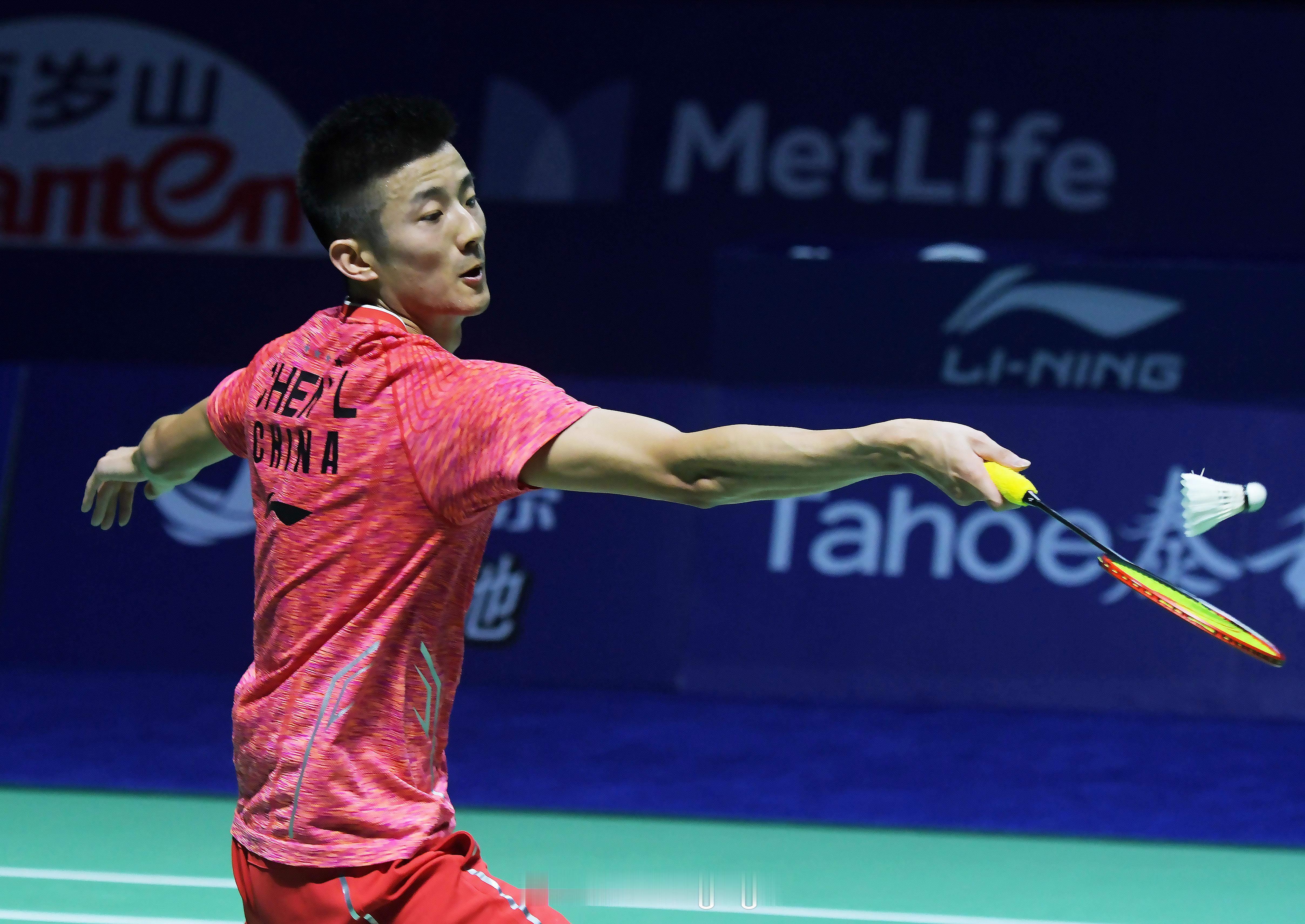 2026年羽毛球亚锦赛中国羽毛球队 2017→2026亚锦赛的冠军奖杯也从谌龙交