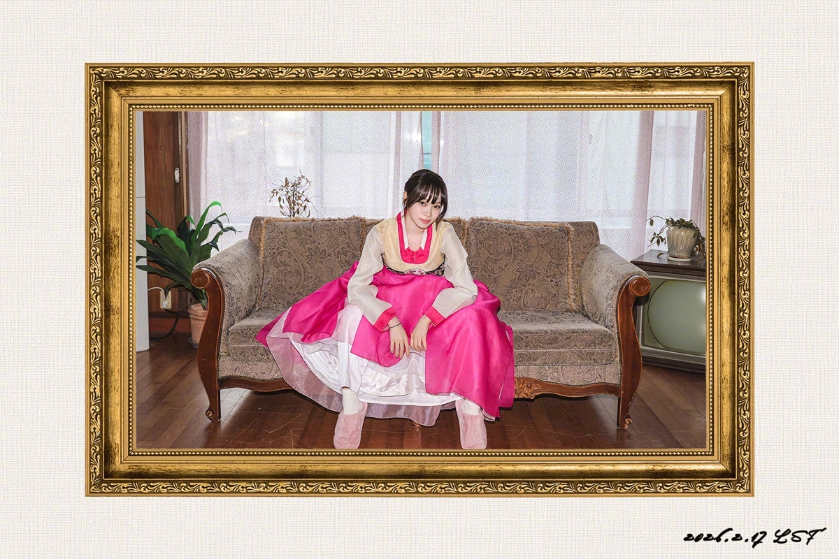 【Theqoo】LE SSERAFIM ‘2026 新年 Photo Greet