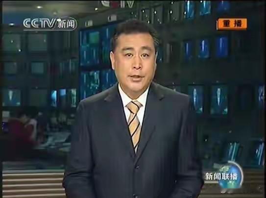 64岁张宏民：不必同情，他的人生自有圆满

提起央视新闻主持人张宏民，很多人的第