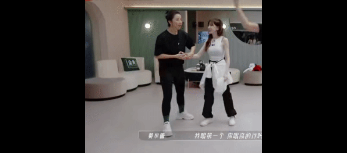 黄小蕾王心凌友谊最好的样子[给你小心心]#黄小蕾说有王心凌真好# ​​​
