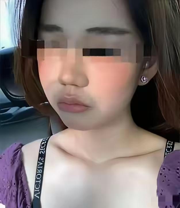 被摸臀女子已经没有退路，除了向男童及其家人道歉，不是因为人民日报批评了她，也不是