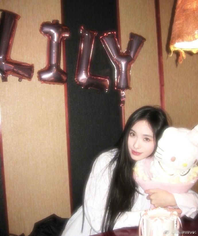 小S二女儿在准备画展小S二女儿回应暂不进演艺圈 据台媒，小S二女儿Lily透露最