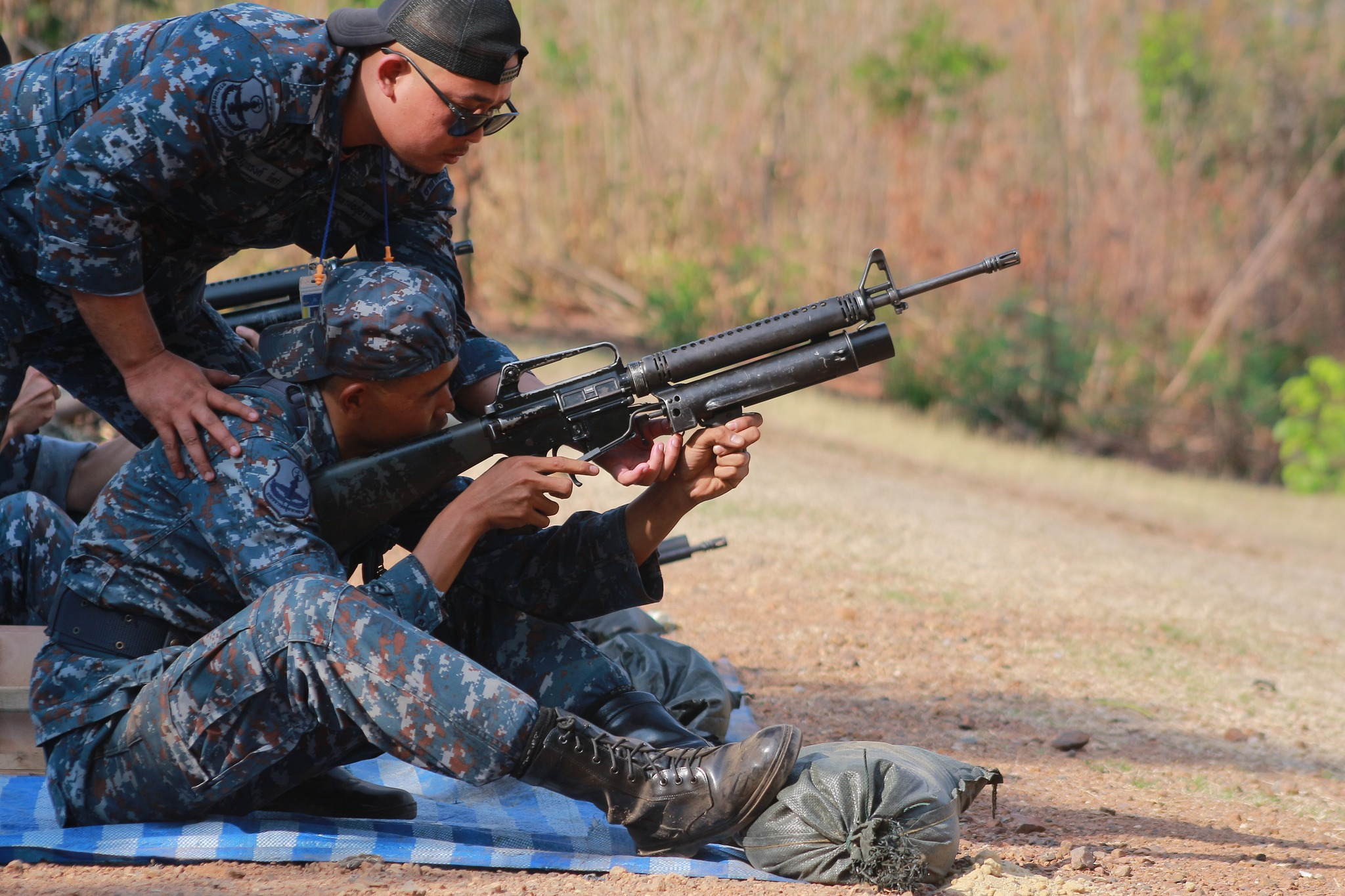 泰国空军仍在使用XM148榴弹发射器烽火问鼎计划每天认识一件兵器
