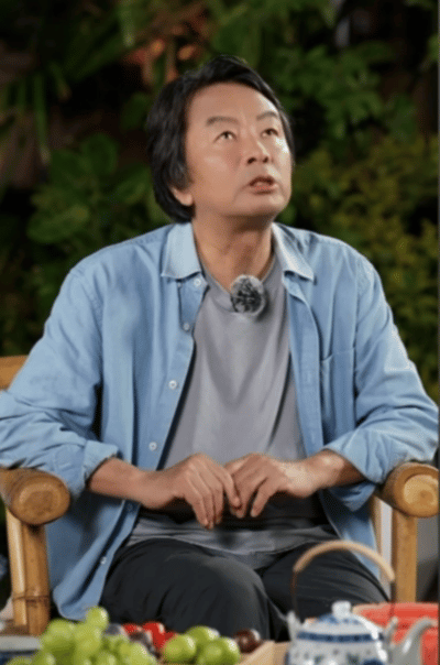 刘震云说给时间一点时间刘震云说好日子就是平常的日子刘震云说给时间一点时间，好日子