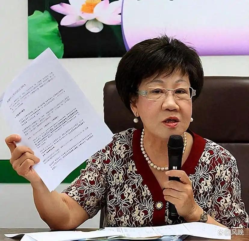 台湾地区前副领导人吕秀莲，近日在接受岛内访谈节目采访时说：“两岸要好好的谈判，到