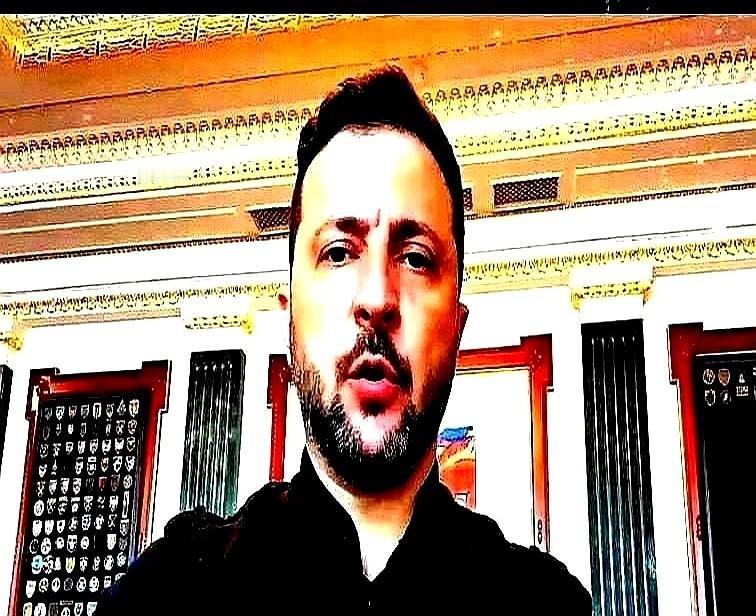 小泽总统近日回答了中国记者的问题，他表示：