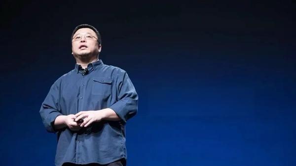 12月22日午间，帐号“罗永浩的十字路口”开售2025年度科技创新分享大会门票，