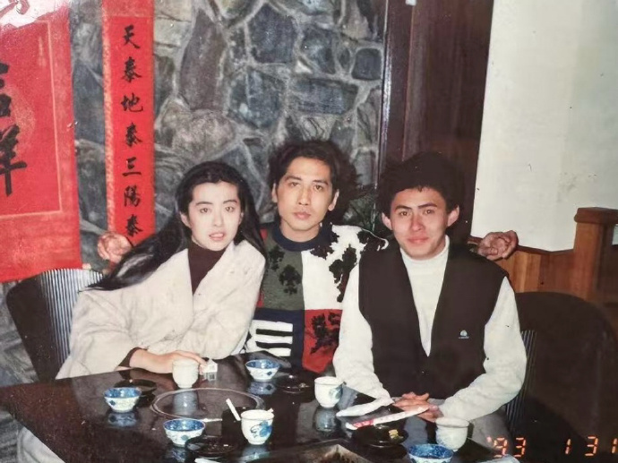 王祖贤齐秦32年前旧照没在一起确实很可惜，才子配佳人 