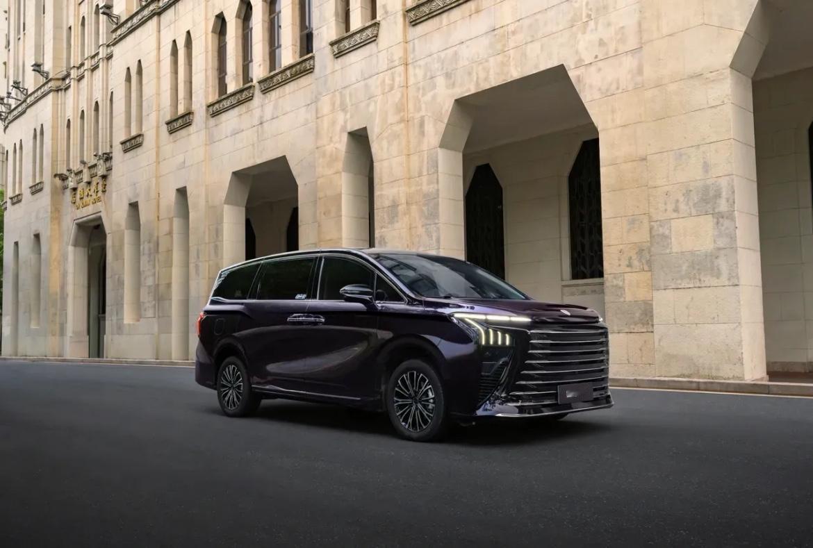 听我一句劝，2026要买MPV这样选：
 
1、要面子：选雷克萨斯LM；
2、要