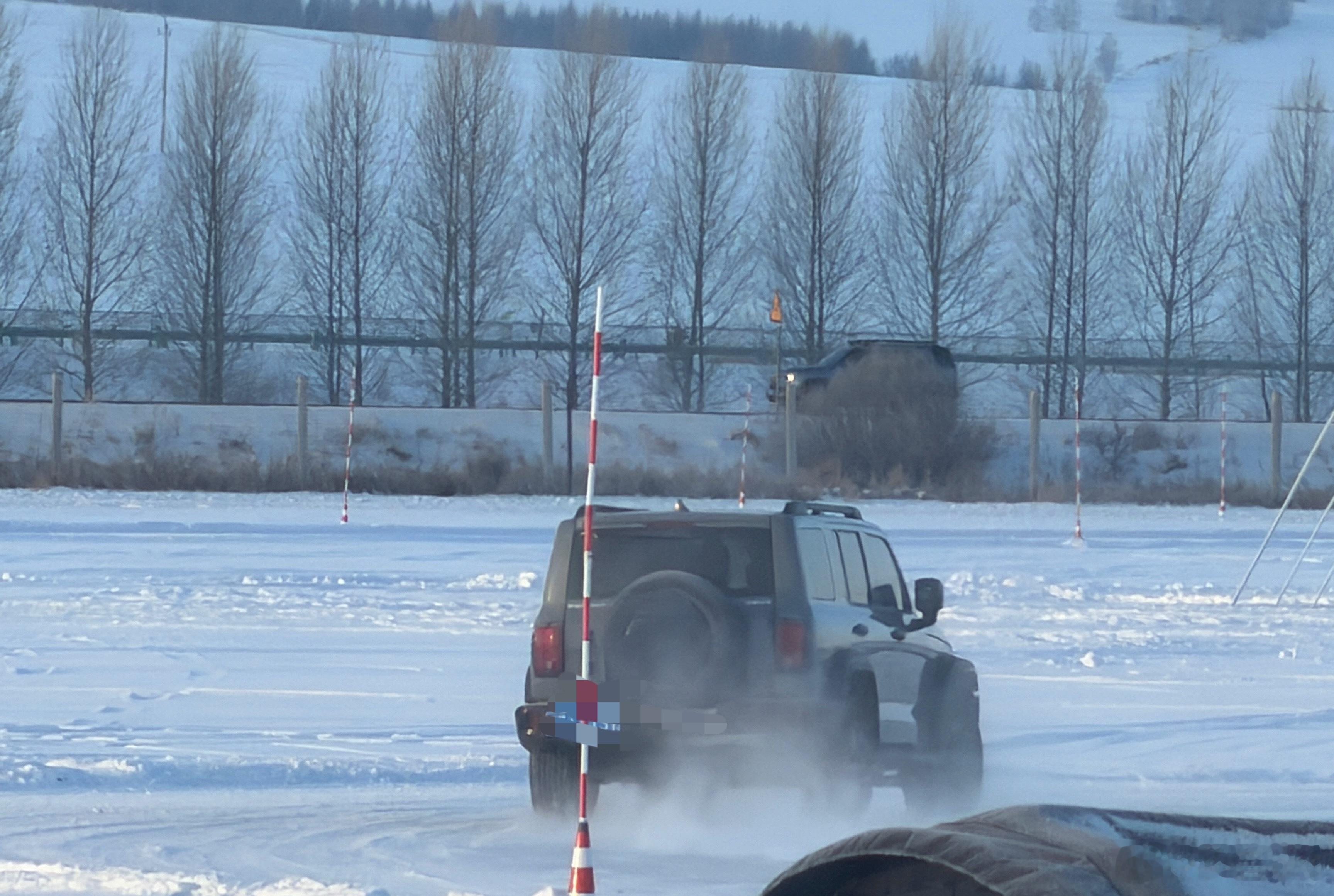 保障车这一块子坦克300